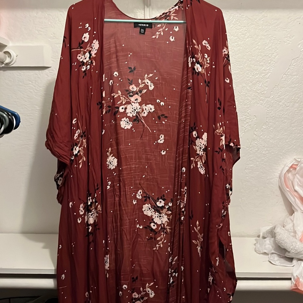 Torrid floral kimono